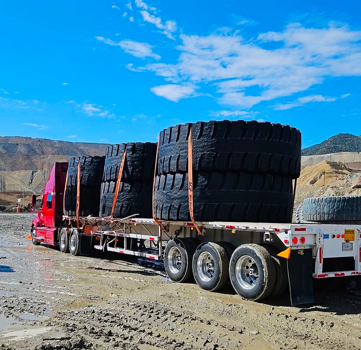 Heavy Truck Material Transportation in UAE 5