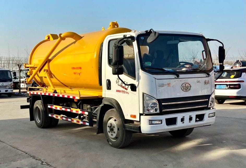 Sewage Tanker Transportation in UAE